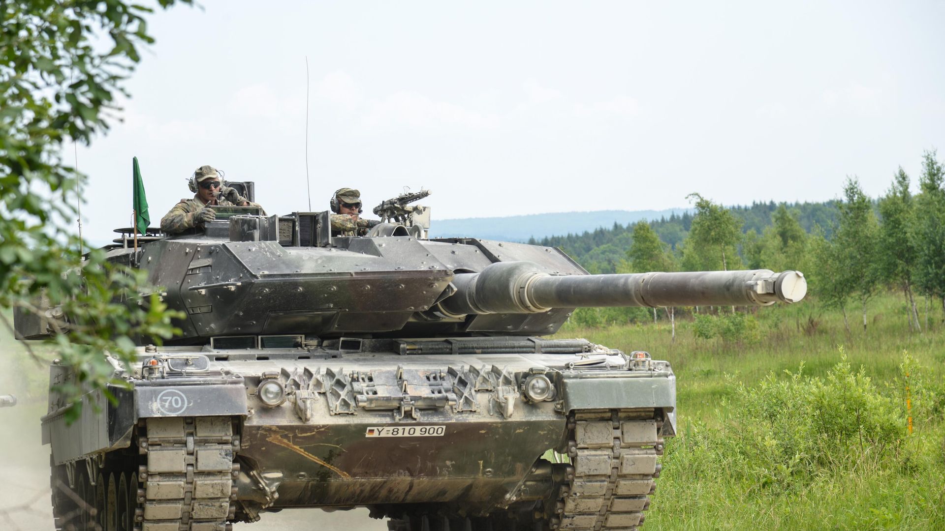 танкисты бундесвера на Leopard 2 - РИА Новости, 1920, 27.05.2024