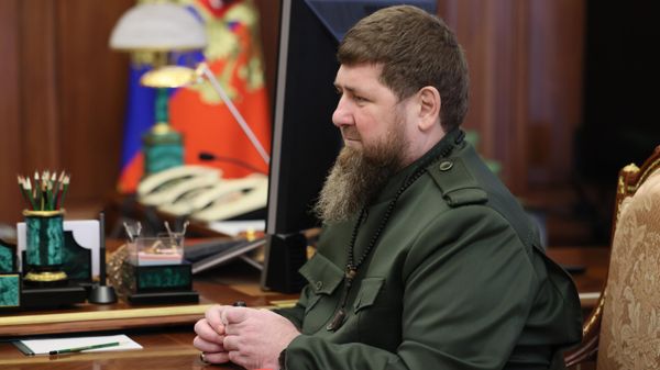 Президент РФ В. Путин провел встречу с главой Чечни Р. Кадыровым
