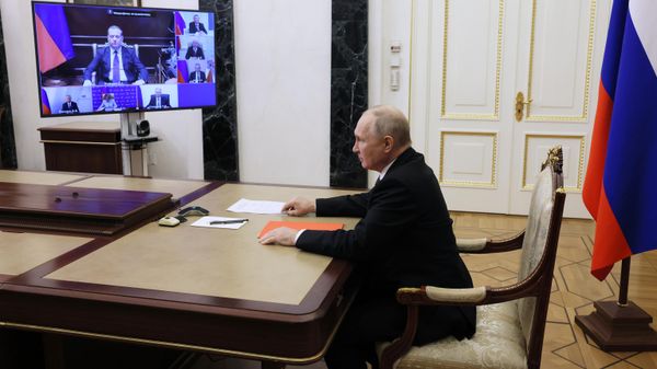 Президент РФ В. Путин провел совещание Совбеза РФ