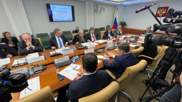 Заседание комиссии СФ по информационной политике Заседание комиссии СФ по информационной политике