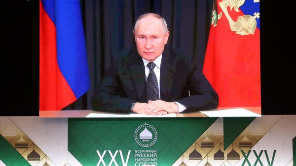 Президент РФ В. Путин принял участие в пленарном заседании Всемирного русского народного собора