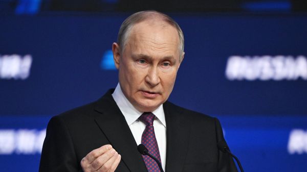 Президент России В. Путин принял участие в форуме ВТБ Россия зовет!