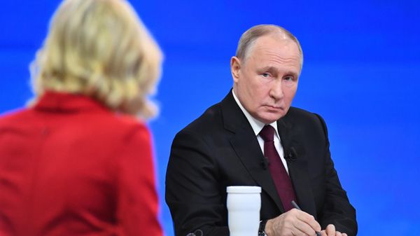 Прямая линия и большая пресс-конференция президента РФ В. Путина