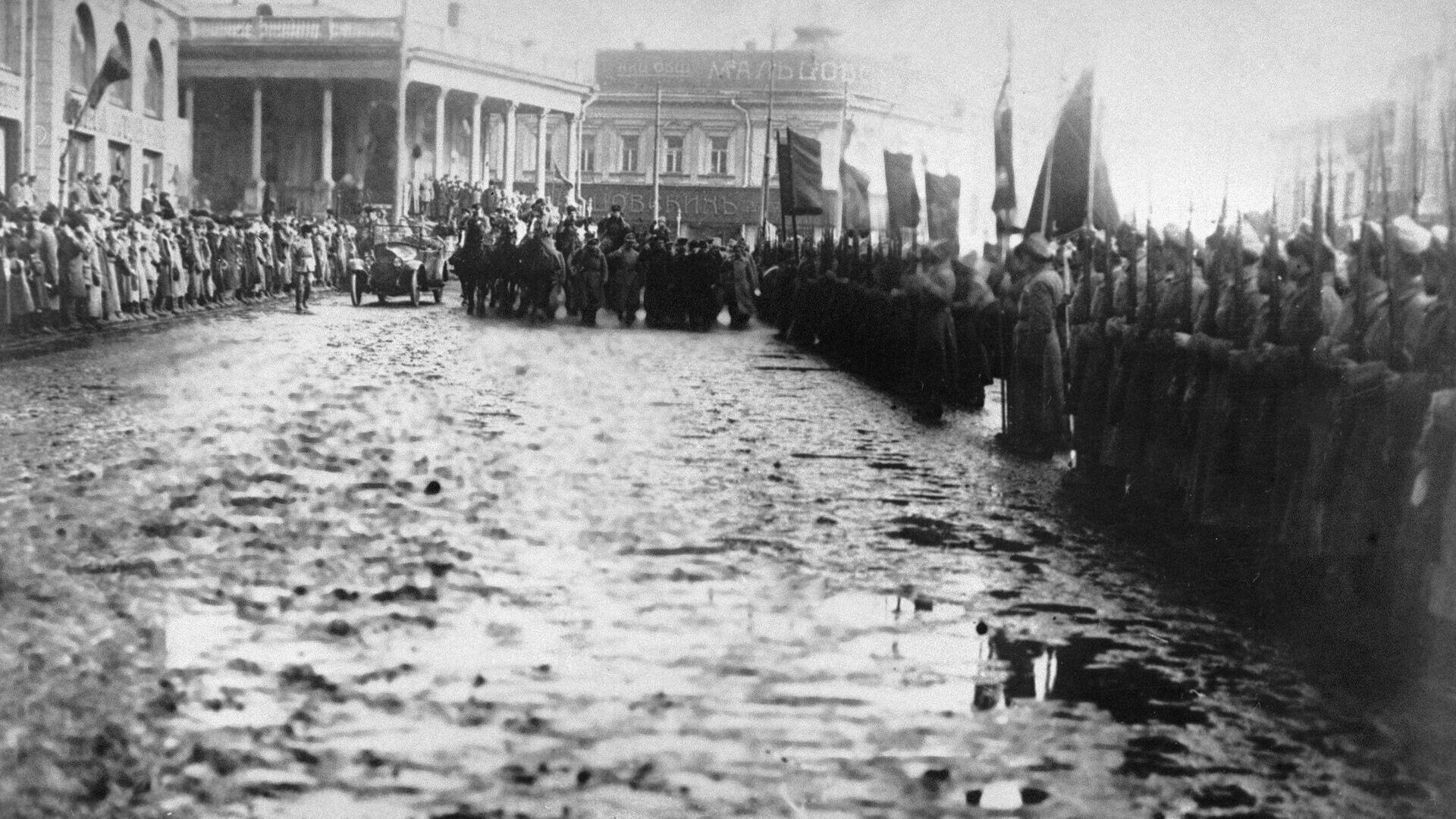 Харьков, парад красных войск 1919 год - РИА Новости, 1920, 04.01.2025