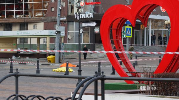 Последствия обстрела центра Белгорода ВСУ