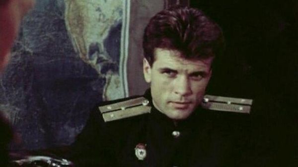 Секретный фарватер (кадр из фильма) Секретный фарватер (кадр из фильма)
