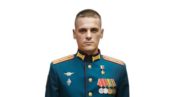Михаил Попов