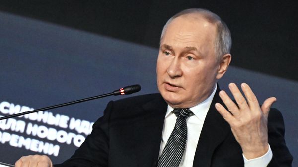 Президент РФ В. Путин принял участие в форуме Сильные идеи для нового времени