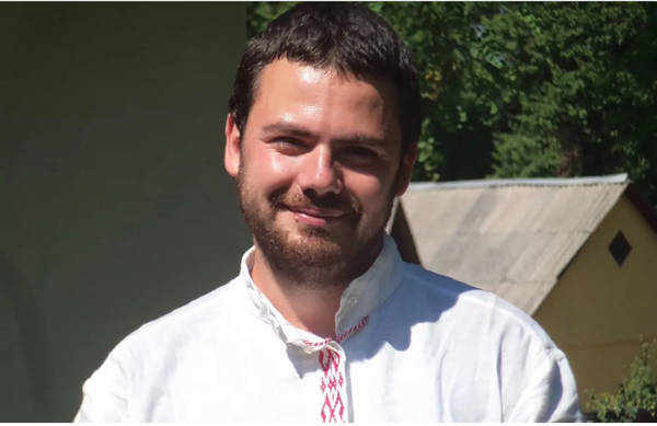 Дмитрий Петров