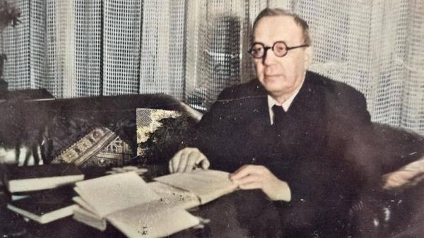 Августин Волошин