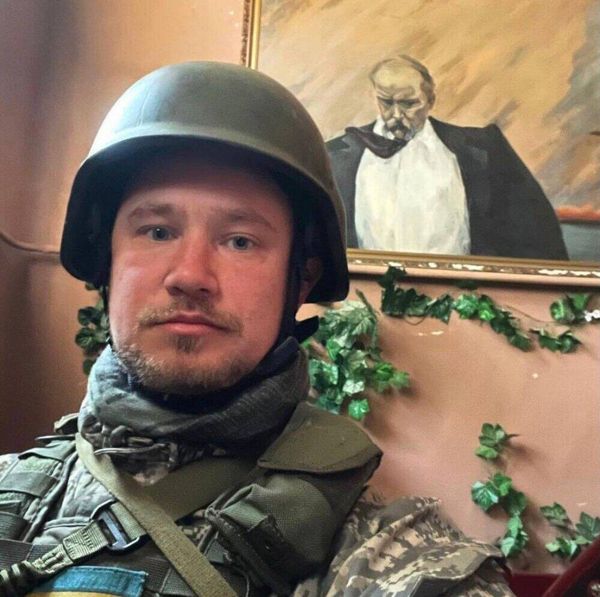 Илья Богданов
