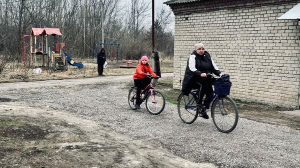 В прифронтовых районах Донецка В прифронтовых районах Донецка