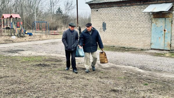 В прифронтовых районах Донецка В прифронтовых районах Донецка