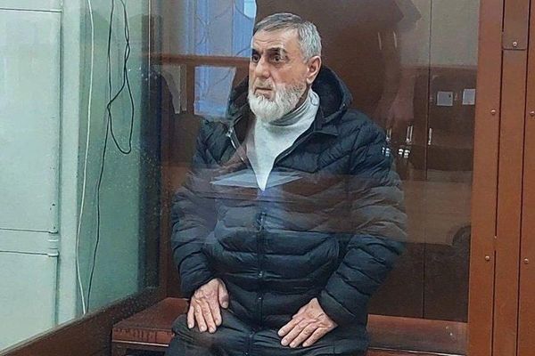 Исроил Исломов
