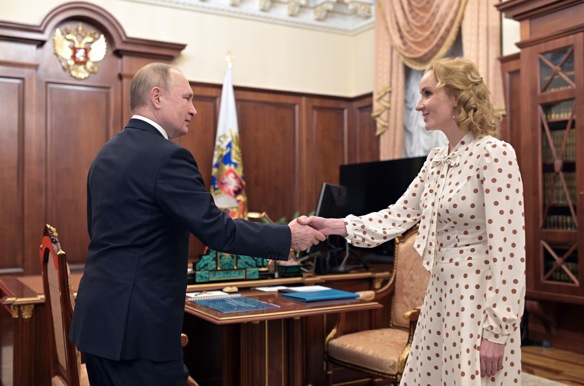 Президент РФ В. Путин встретился с уполномоченным по правам ребёнка М. Львовой-Беловой - РИА Новости, 1920, 03.06.2025