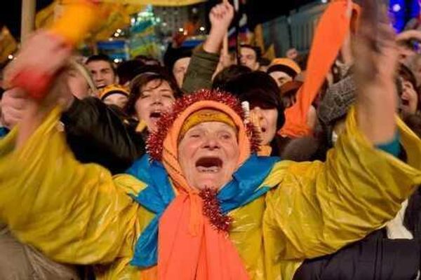 Майдан и бабка