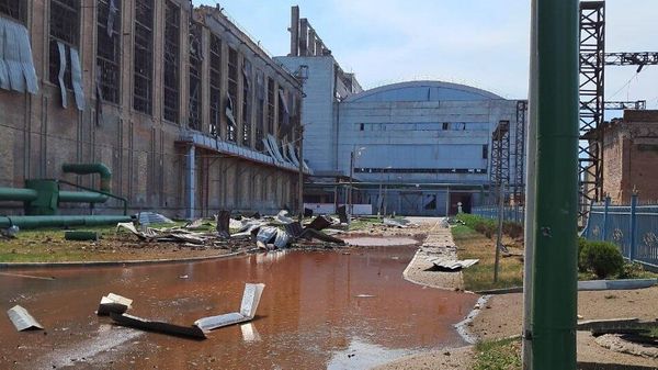 Российская армия ударила по Славянской ТЭС пятью ракетами, повредив ряд объектов 