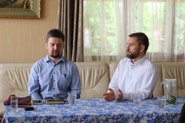Иван и Вячеслав: важно иметь план переезда Иван и Вячеслав: важно иметь план переезда