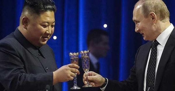 Путин и Ким Чен Ын Путин и Ким Чен Ын