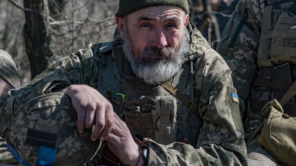 Пожилой солдат ВСУ