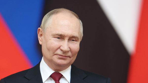 Рабочая поездка президента Владимира Путина в Санкт-Петербург