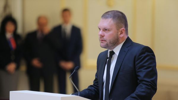 Вручение государственных наград родственникам погибших на востоке Украины журналистов