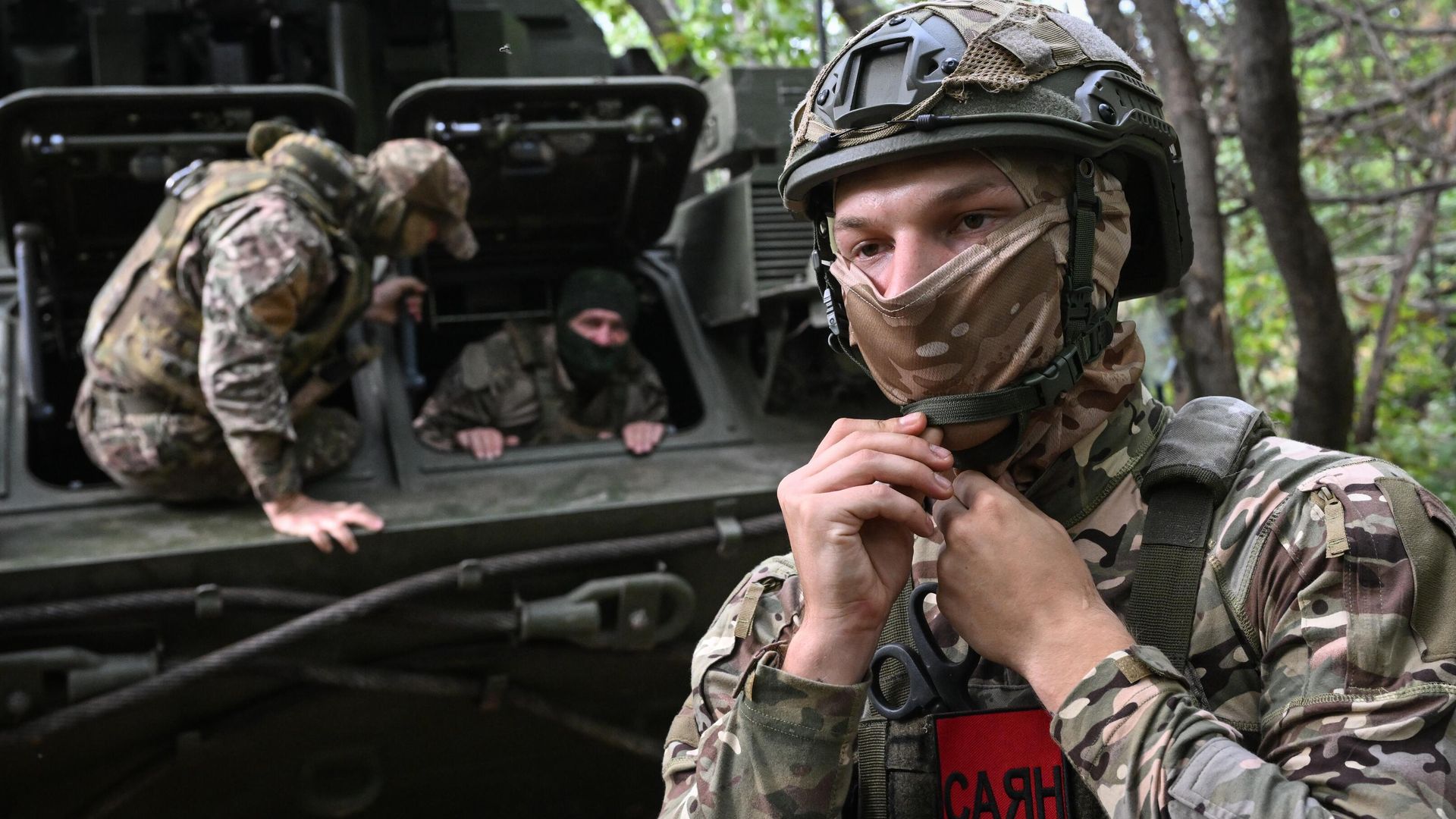 Боевое дежурство ЗРК Тор-2М ЦВО на Авдеевском направлении спецоперации - РИА Новости, 1920, 28.10.2025