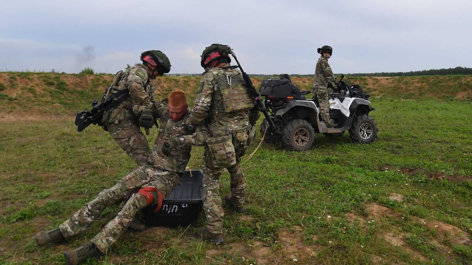 Внедрение передового опыта СВО в программу обучения военных училищ - РИА Новости, 1920, 22.05.2026