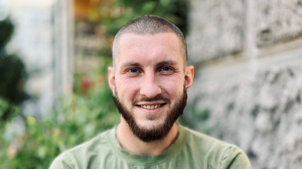 Замполит Чуб