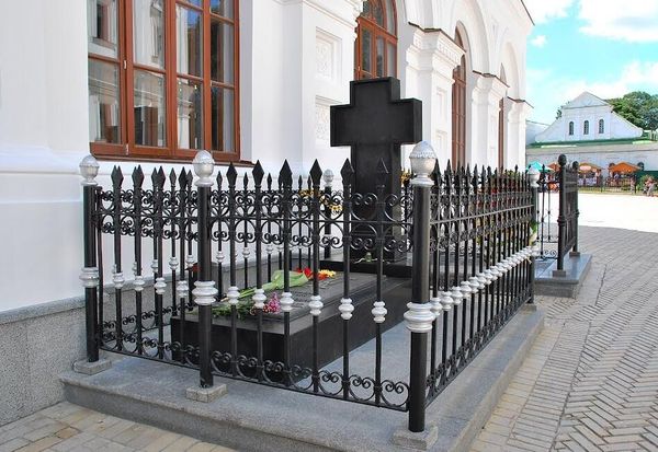 Могила Столыпина в Киеве Могила Столыпина в Киеве