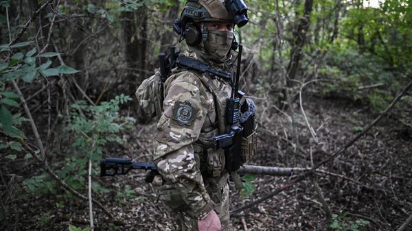 Выход снайперской группы Аида спецназа Ахмат на задание
