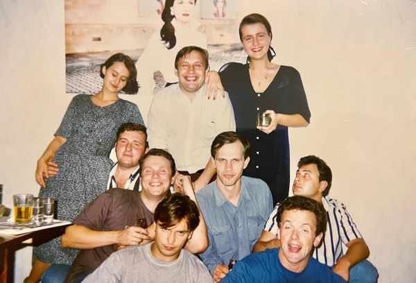 Киев. Апрель 1995 года. Дмитрий Скворцов на дне рождения Александра Чаленко Киев. Апрель 1995 года. Дмитрий Скворцов на дне рождения Александра Чаленко