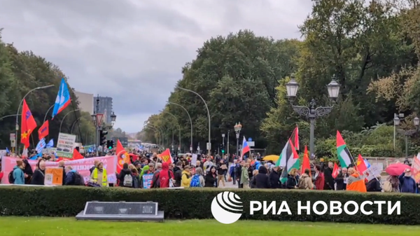 антивоенный митинг в Берлине