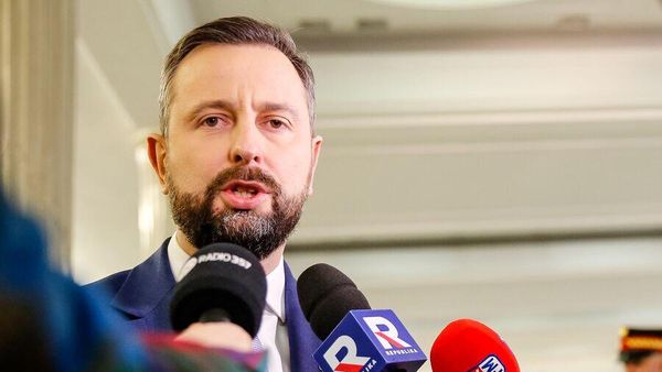 Министр обороны и вице-премьер Польши Владислав Косиняк-Камыш 
