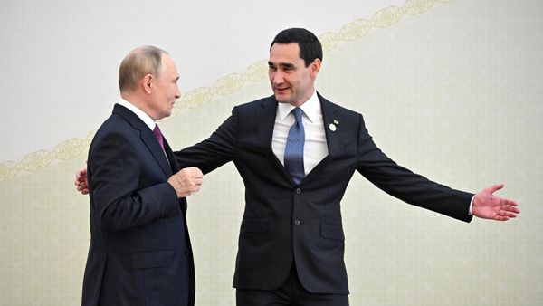 Визит президента Владимира Путина в Туркменистан