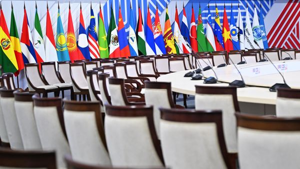 Фотохост-агентство brics-russia2024.ru, флаги БРИКС 