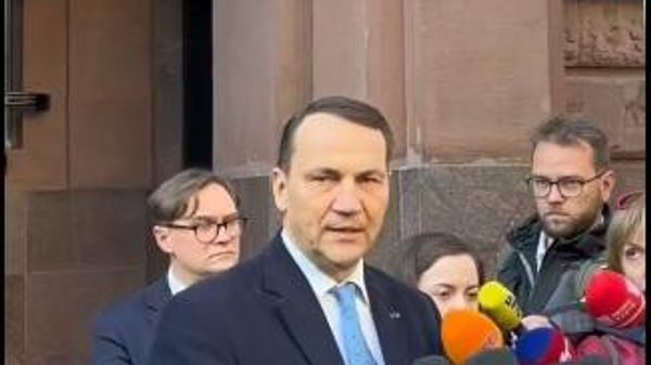 Сикорский Радослав глава МИД Польши