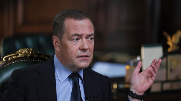 Зампред Совбеза РФ Д. Медведев дал интервью телеканалу RT