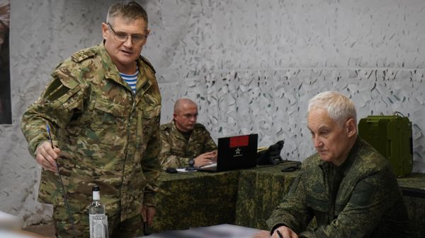 Министр обороны РФ А. Белоусов проинспектировал группировку войск Днепр Министр обороны РФ А. Белоусов проинспектировал группировку войск Днепр