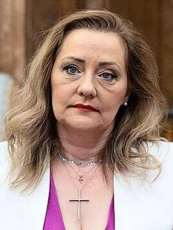 Елена Ласкони