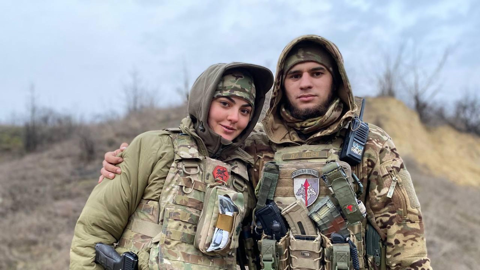 Фото: соцсети, глава медицинской службы батальона Волки Да Винчи Алина Михайлова с Дмитрием Коцюбайло  - РИА Новости, 1920, 13.05.2026