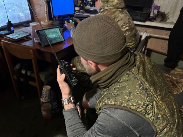 Фото: операторы FPV-дронов на Кураховском направлении  