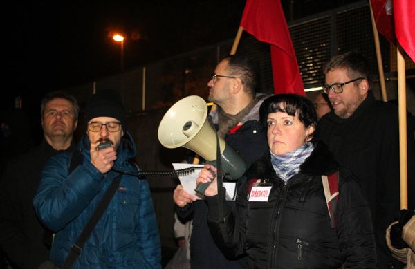 Петра Прокшанова на митинге Петра Прокшанова на митинге