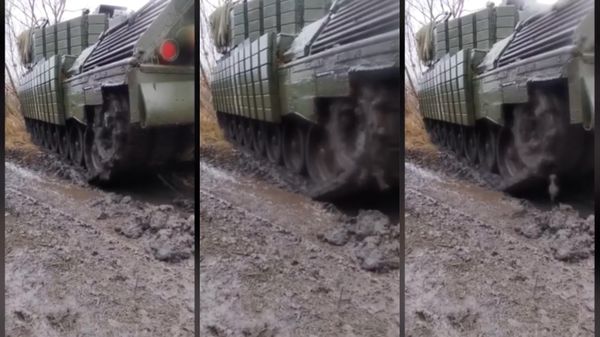 Фото: соцсети, немецкие танки Leopard 1A5DK буксуют на бездорожье