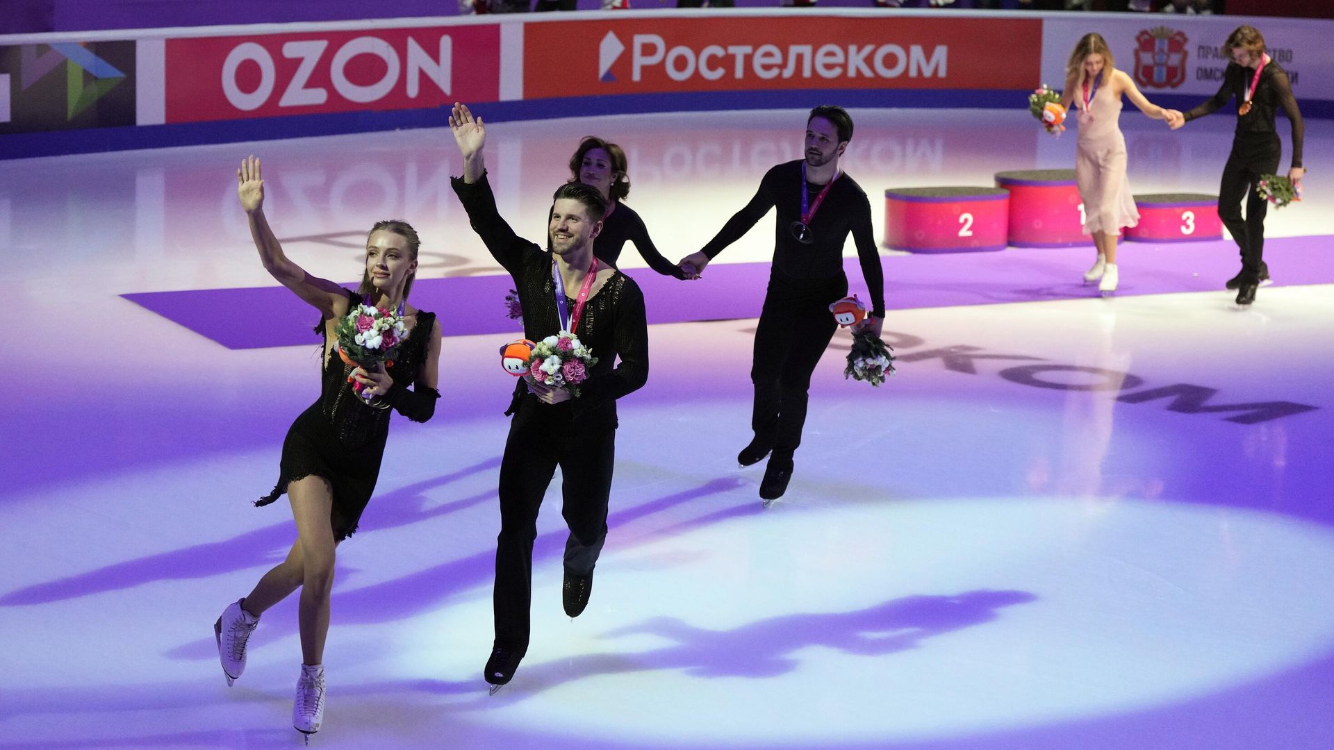 Фигурное катание. Чемпионат России 2025. Награждение Фигурное катание. Чемпионат России 2025. Награждение - РИА Новости, 1920, 23.12.2024