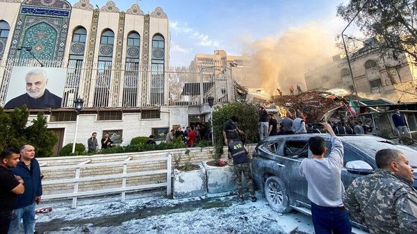 Фото: Израиль нанес авиаудар по генеральному консульству Ирана Фото: Израиль нанес авиаудар по генеральному консульству Ирана