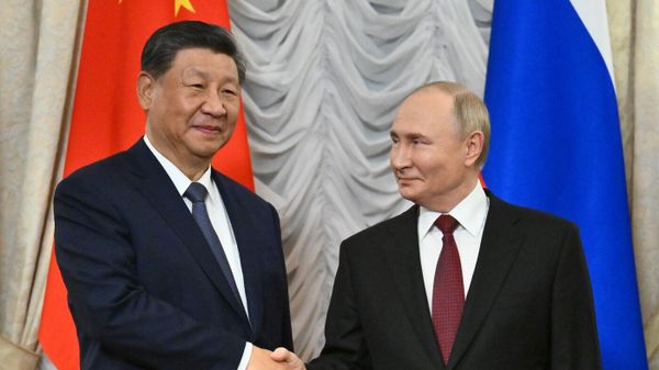 Президент РФ Владимир Путин и председатель КНР Си Цзиньпин во время встречи в рамках XVI саммита БРИКС в Казани.
Cобытие: XVI саммит БРИКС. Встреча президента РФ Владимира Путина и председателя КНР Си Цзиньпина
Президент РФ Владимир Путин и председатель КНР Си Цзиньпин во время встречи в рамках XVI саммита БРИКС в Казани.
Cобытие: XVI саммит БРИКС. Встреча президента РФ Владимира Путина и председателя КНР Си Цзиньпина