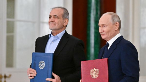 Президент Владимир Путин и президент Ирана Масуд Пезешкиан подписали договор о стратегическом партнерстве
