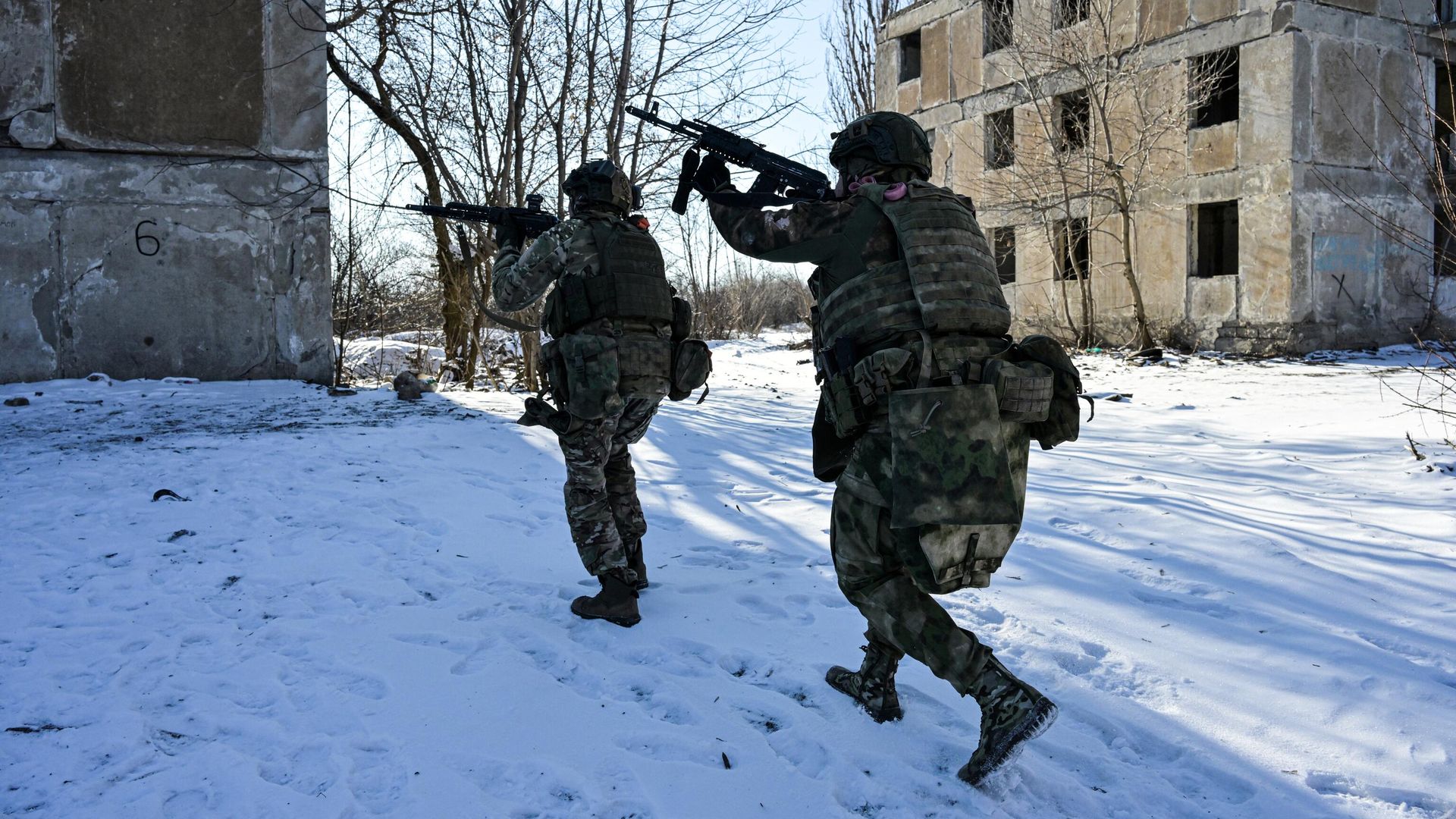 Боевая подготовка штурмовых подразделений ЦВО, участвовавших в освобождении населенного пункта Дзержинск в ДНР - РИА Новости, 1920, 19.02.2025