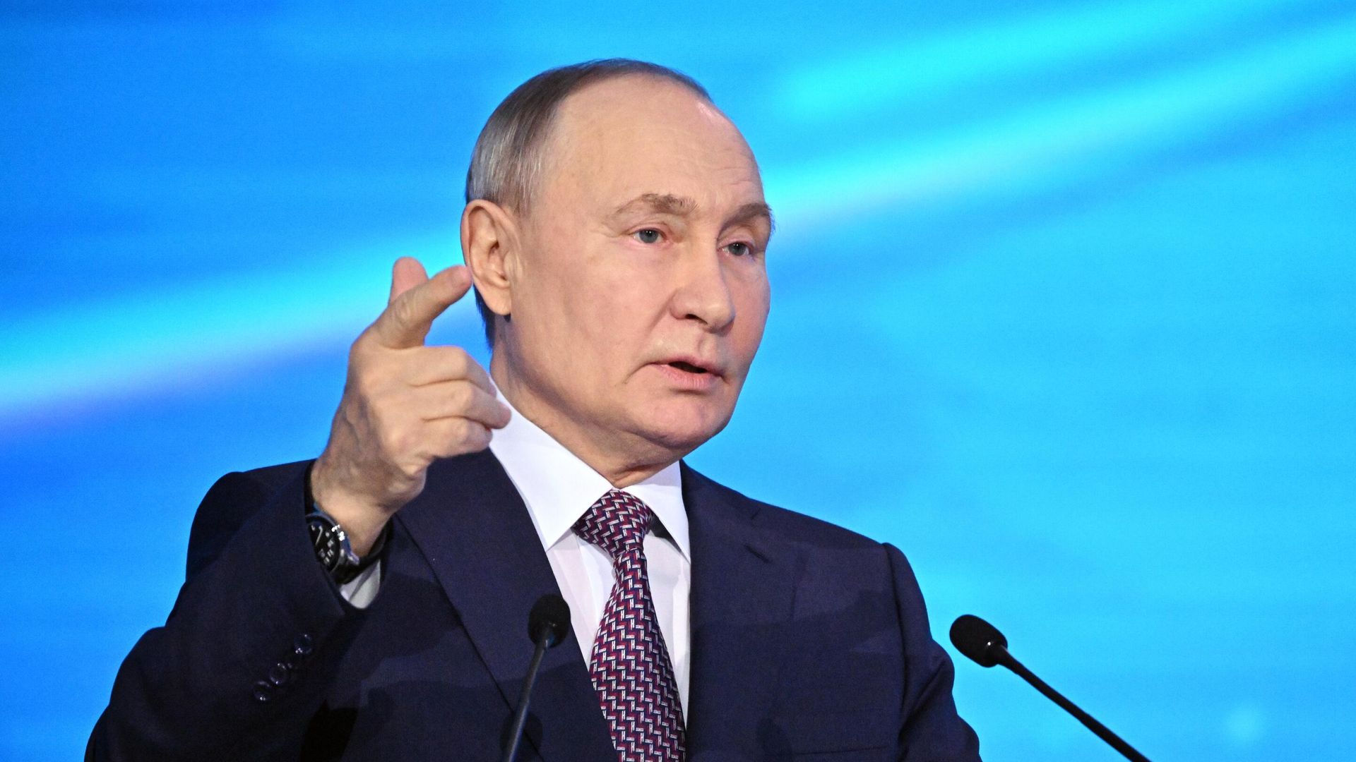 Президент Владимир Путин принял участие в работе Форум будущих технологий Президент Владимир Путин принял участие в работе Форум будущих технологий - РИА Новости, 1920, 21.02.2025